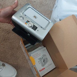 (PART OF BUNDLE) Kodak EasyShare Stand/Plates
